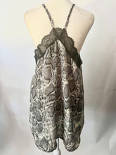 Load image into Gallery viewer, SNAKESKIN LACE TOP
